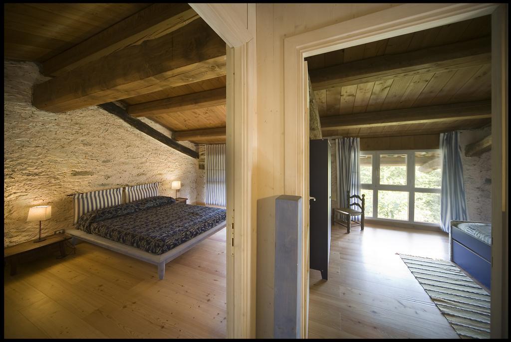 Agriturismo Famiglia Al Castello Di Bagnolo Bagnolo Piemonte Δωμάτιο φωτογραφία