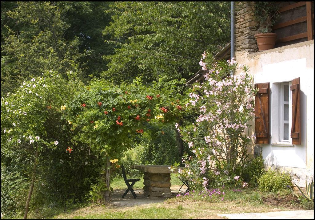 Agriturismo Famiglia Al Castello Di Bagnolo Bagnolo Piemonte Δωμάτιο φωτογραφία