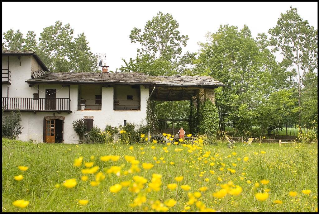 Agriturismo Famiglia Al Castello Di Bagnolo Bagnolo Piemonte Δωμάτιο φωτογραφία